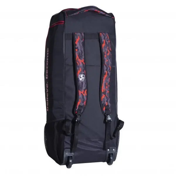 SG SAVAGE X4 CRICKET KIT BAG DUFFLE WHEELIE - BAG - PERSONAL